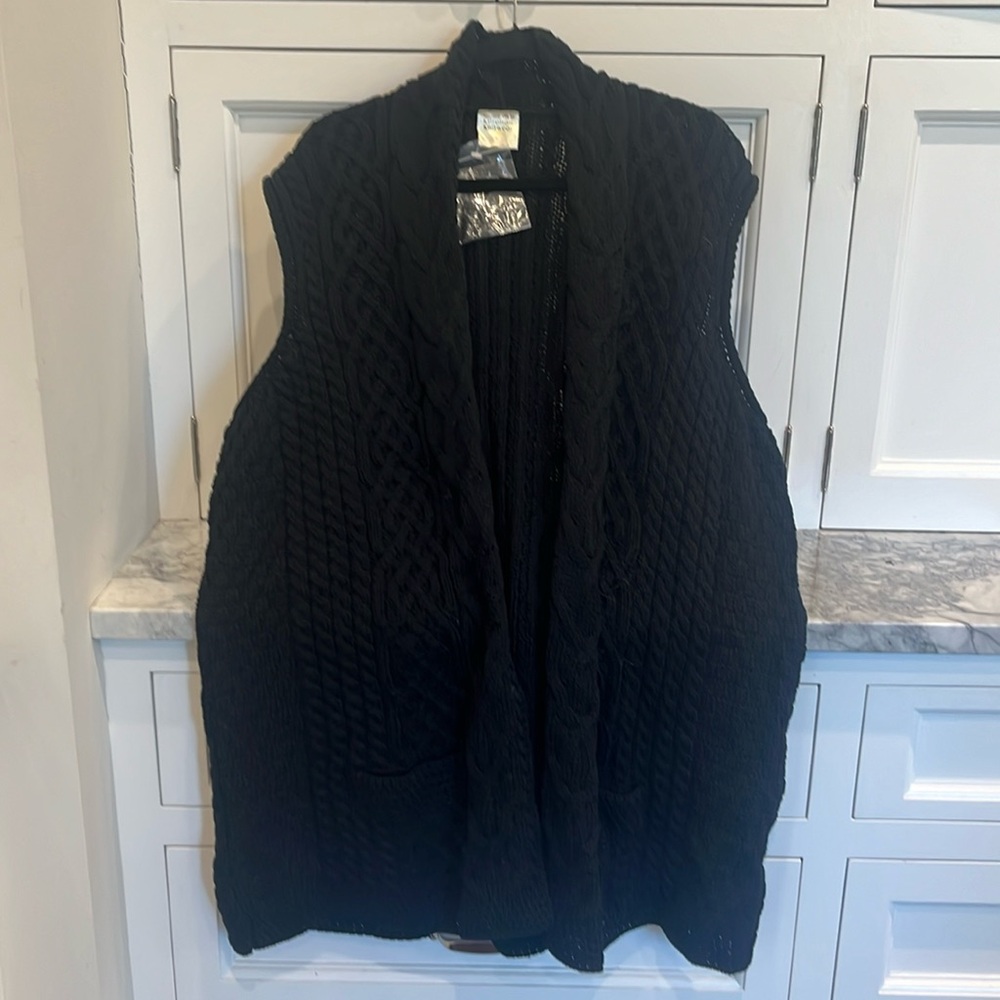 Kilronan Knitwear Merino wool open vest